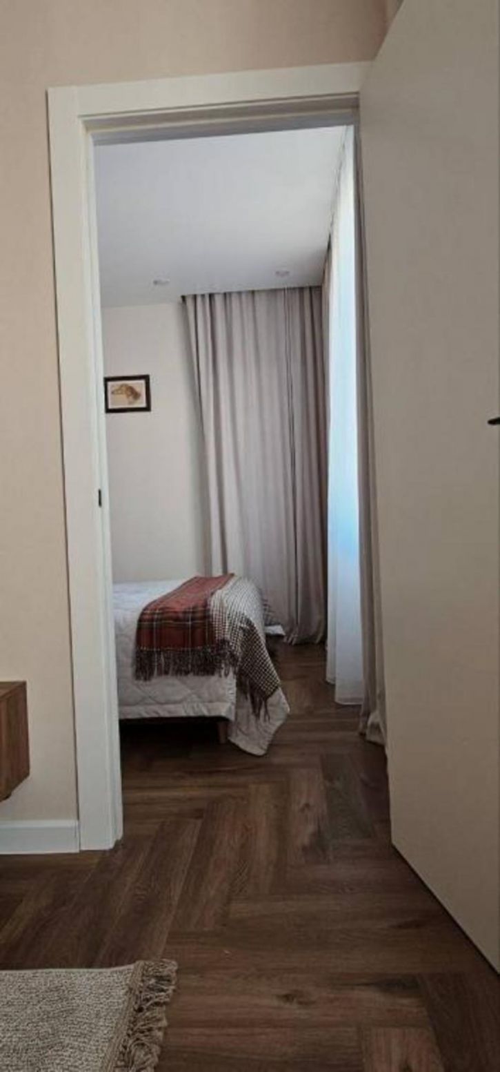 1-комн квартира Красноказачья, 84