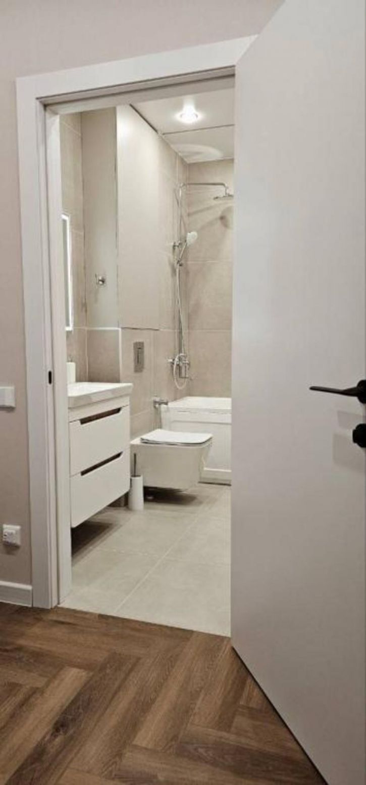 1-комн квартира Красноказачья, 84
