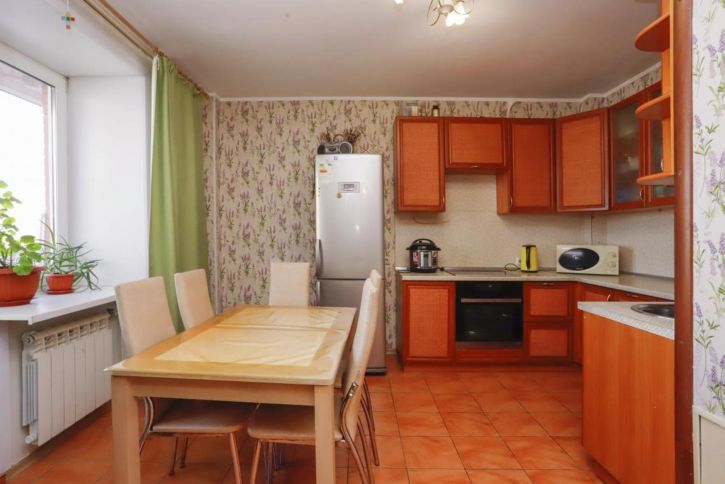 2-комн квартира Лыткина, 82/1
