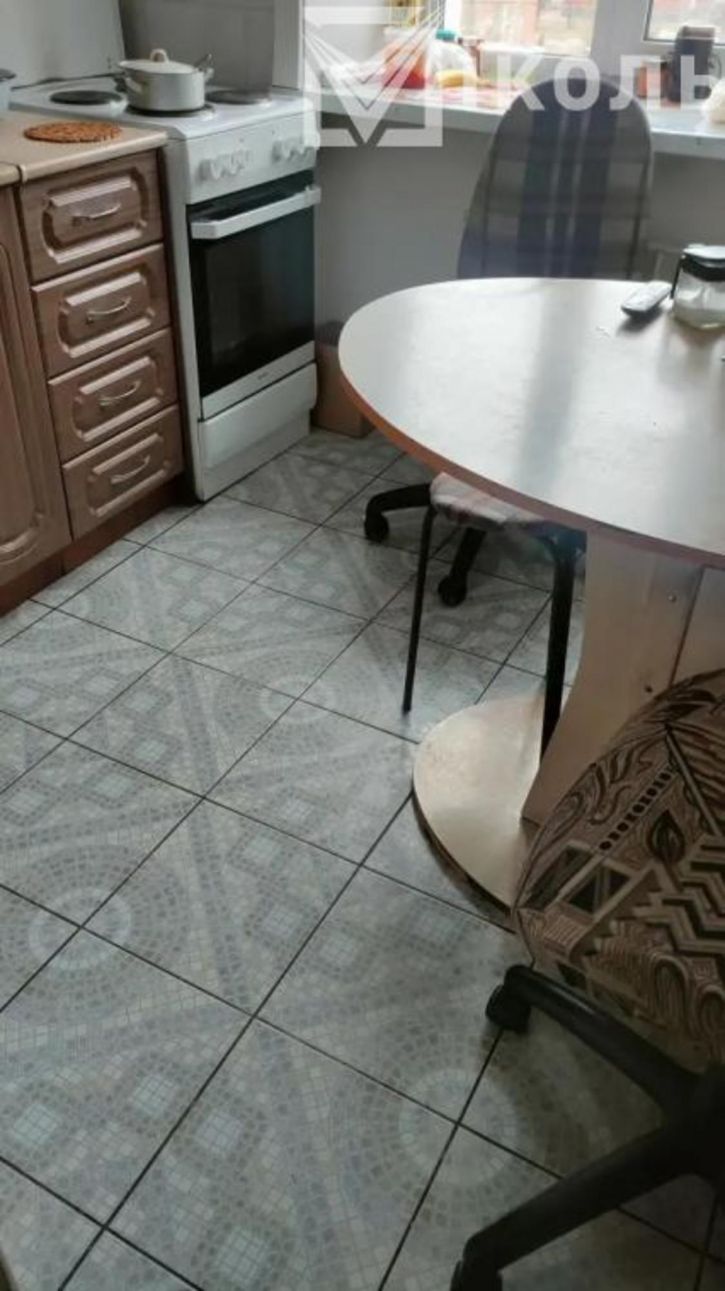 3-комн квартира Новаторов, 24 а