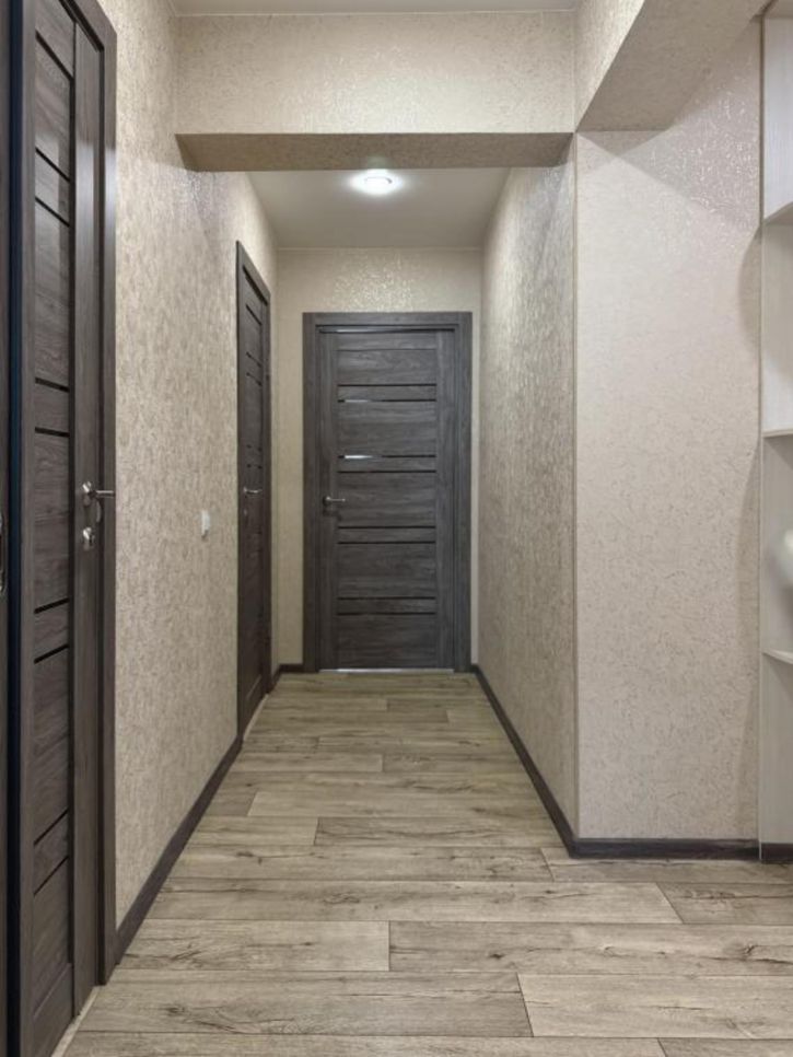 3-комн квартира Нита Романова, 31