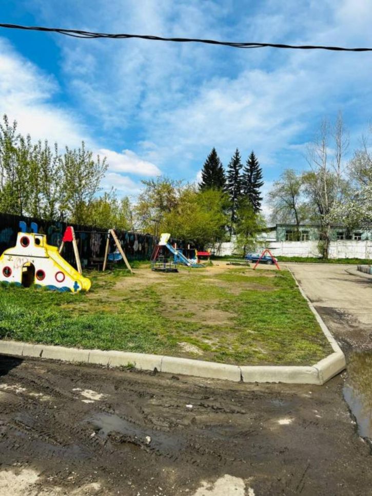 Комната Рабочего Штаба, 99а