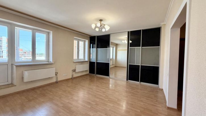 3-комн квартира Подгорная, 66