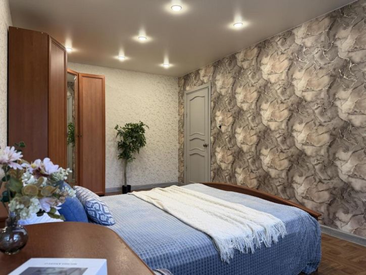 3-комн квартира Маршала Конева, 70