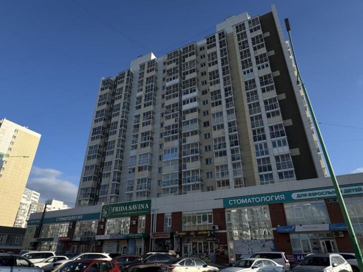 2-комн квартира Баумана, 241
