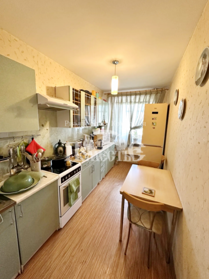 3-комн квартира Университетский мкр, 109