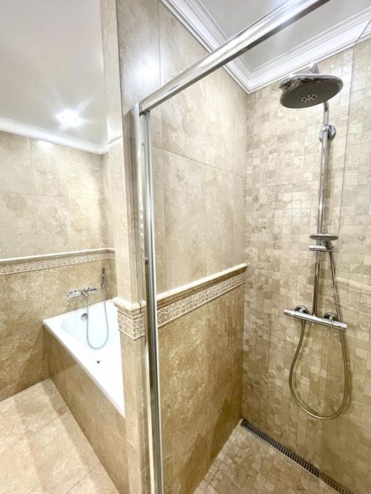4-комн квартира Лермонтова, 275/11