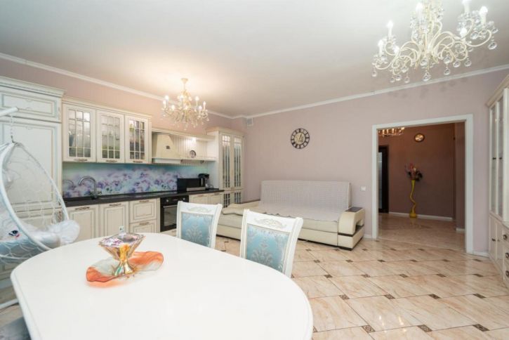 2-комн квартира Радужный мкр, 71