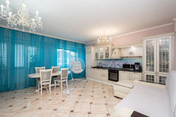 2-комн квартира Радужный мкр, 71