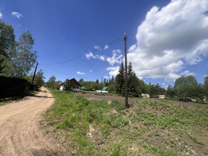 Земельный участок СНТ Искра, Ромашковая