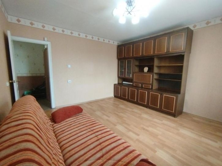 3-комн квартира Аэрофлотская, 6