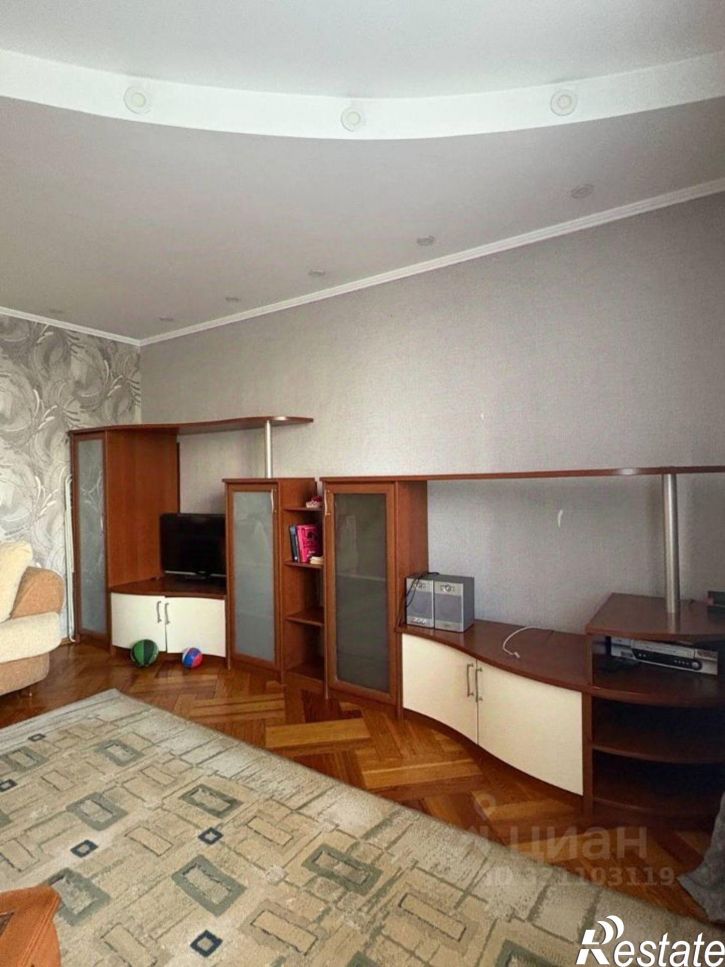 2-комн квартира улица Пискунова, 150/8,  д. 150/8