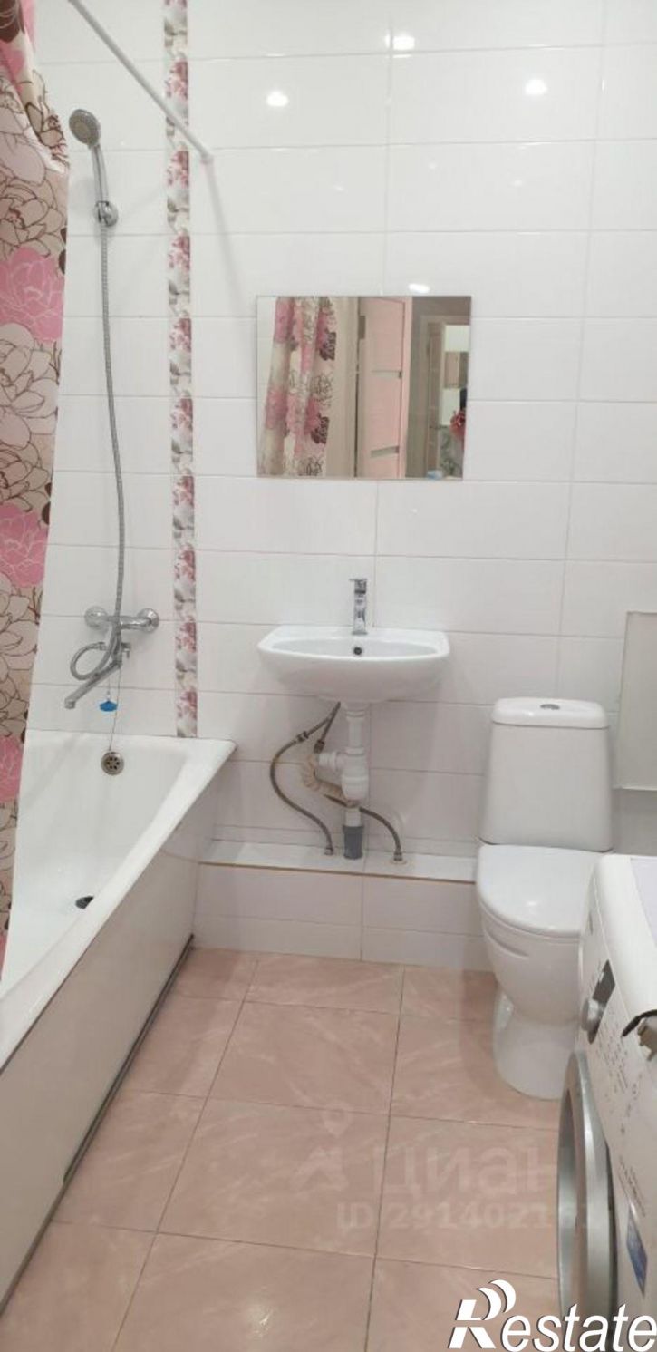 1-комн квартира улица Безбокова, 30/8,  д. 30/8
