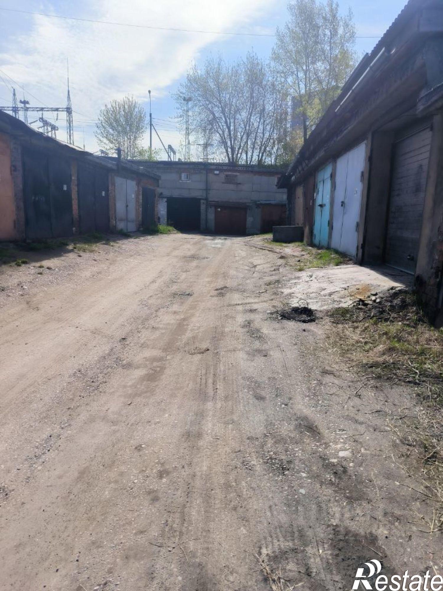 Купить гараж, место в паркинге за 500 004 рублей на Байкальская улица, 236