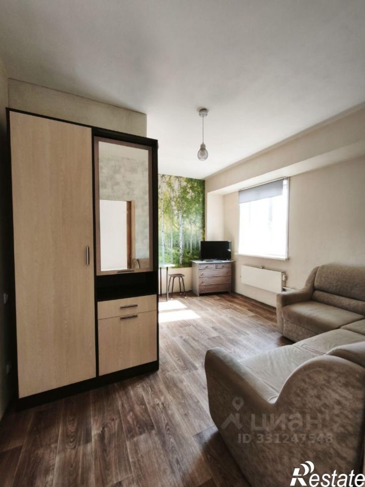2-комн квартира микрорайон Радужный, 72