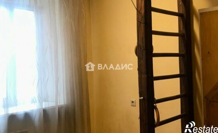 4-комн квартира ул Пушкина, 42,  д. 42