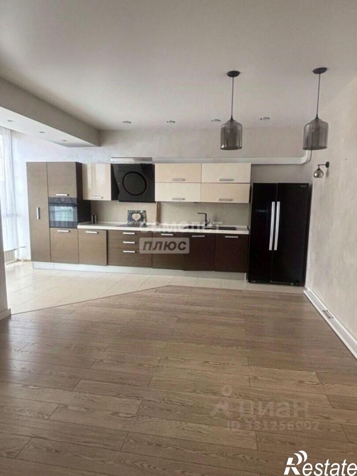 3-комн квартира б-р Гагарина, 68г,  д. 68г