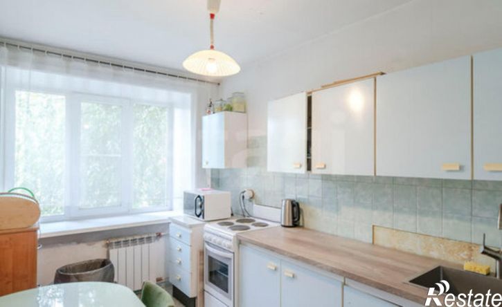 3-комн квартира пер 8 Марта, 4,  д. 4