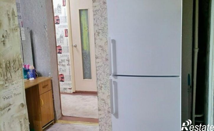 3-комн квартира микрорайон Зелёный, 16