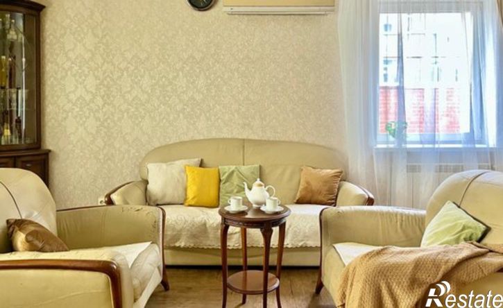 3-комн квартира ул Трилиссера, 89,  д. 89