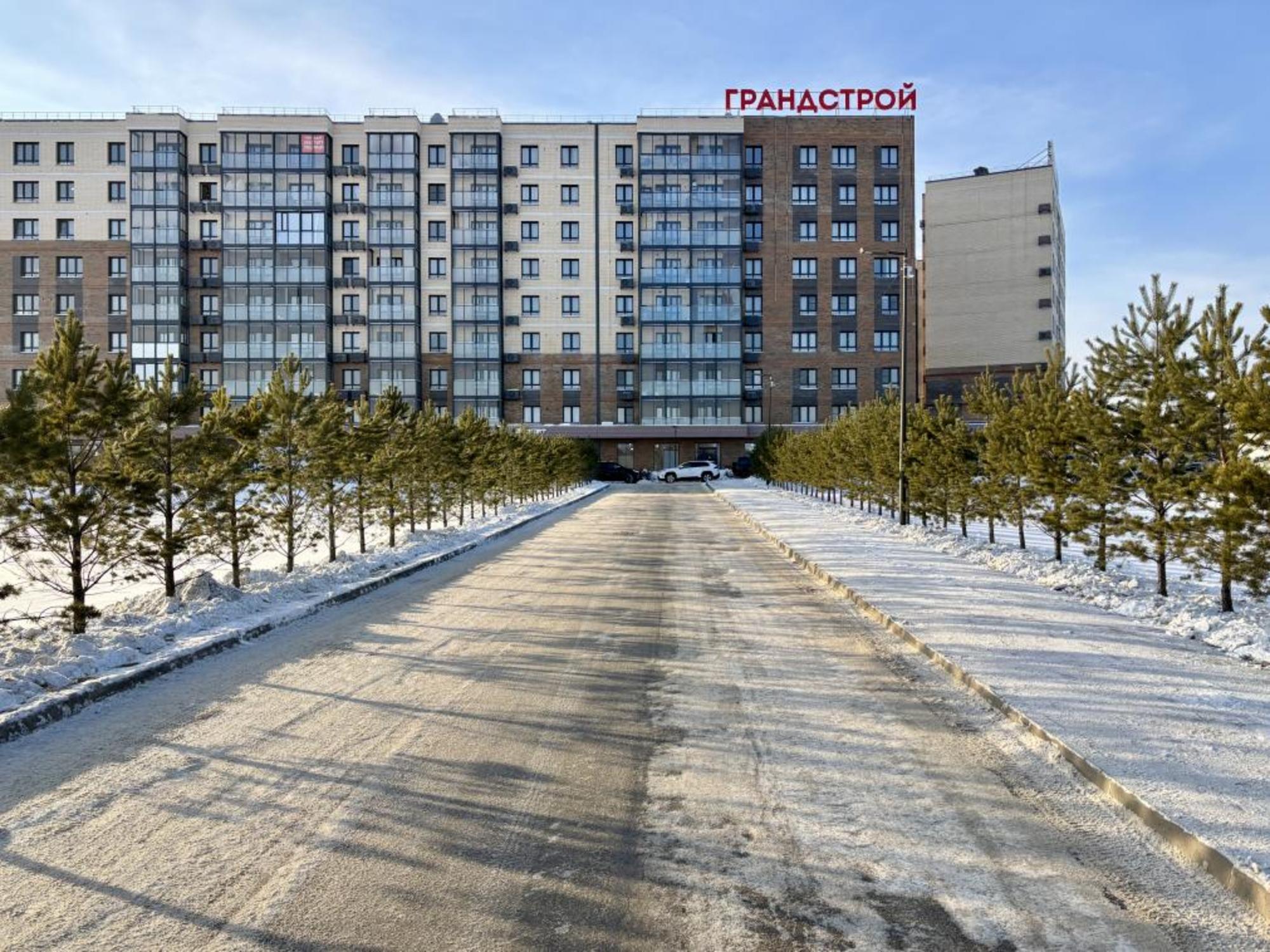 Купить квартиру за 18 500 000 рублей на Байкальская, 424