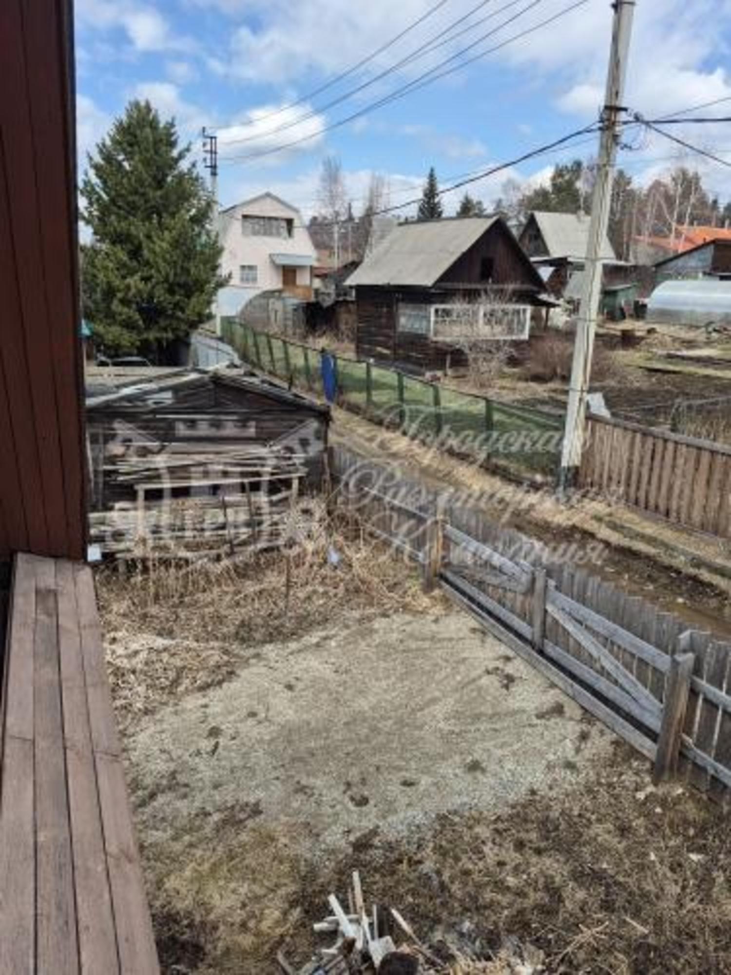 Купить дачу, дом, коттедж за 2 720 000 рублей на СНТ Метролог