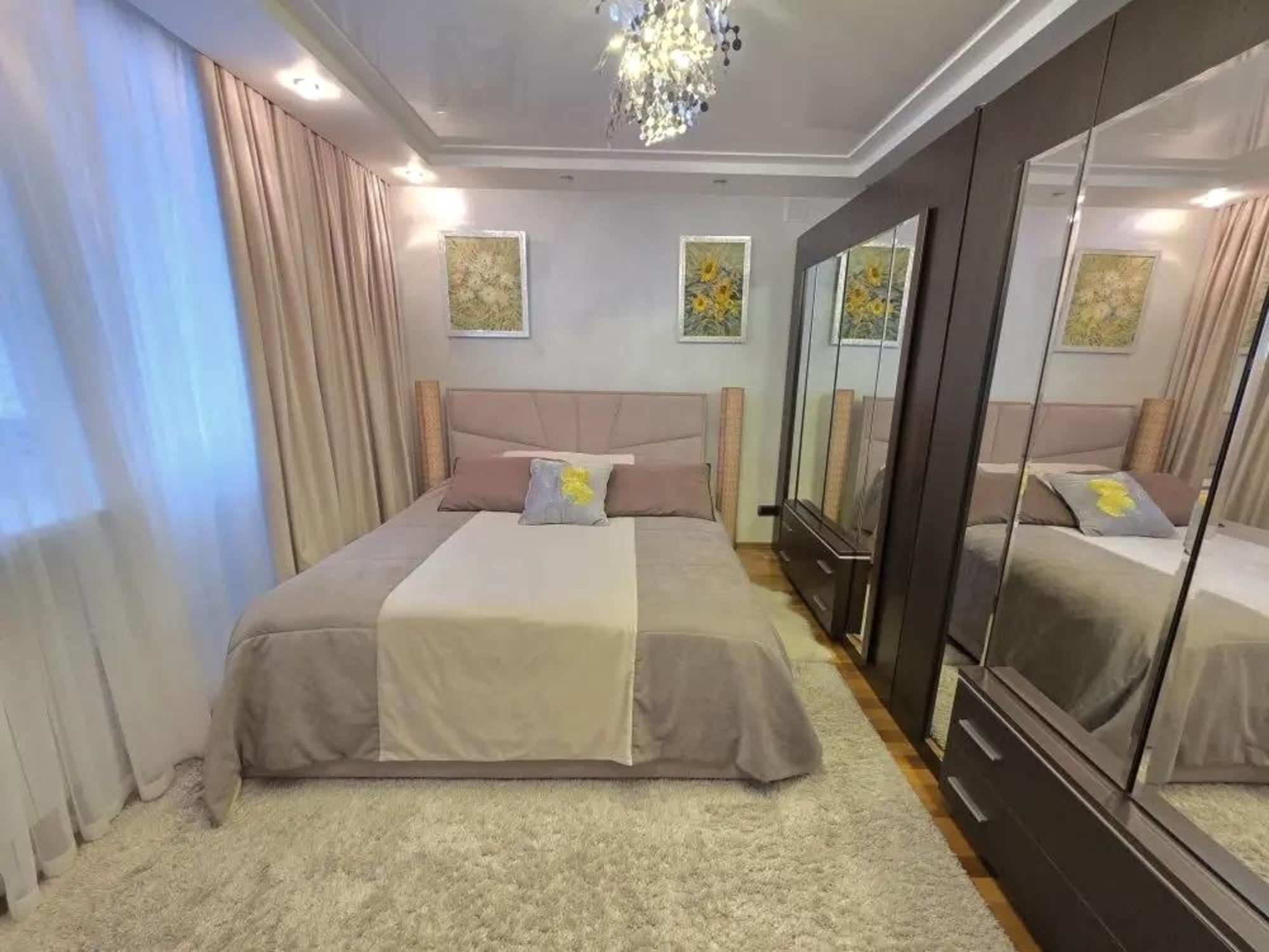 Купить квартиру за 18 000 000 рублей на Байкальская, 342/3