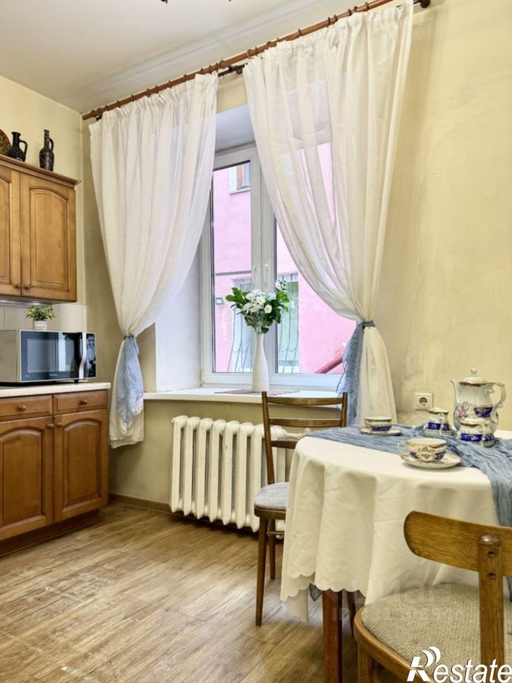 4-комн квартира ул 5 Армии, 22,  д. 22