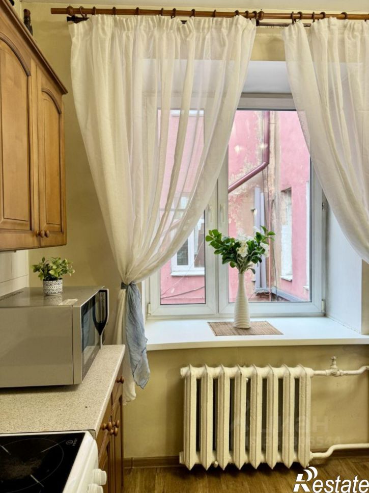 4-комн квартира ул 5 Армии, 22,  д. 22