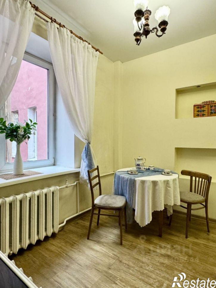 4-комн квартира ул 5 Армии, 22,  д. 22
