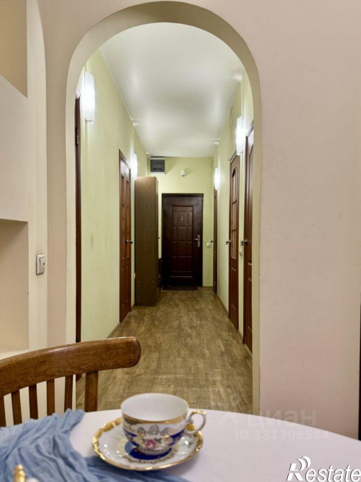 4-комн квартира ул 5 Армии, 22,  д. 22