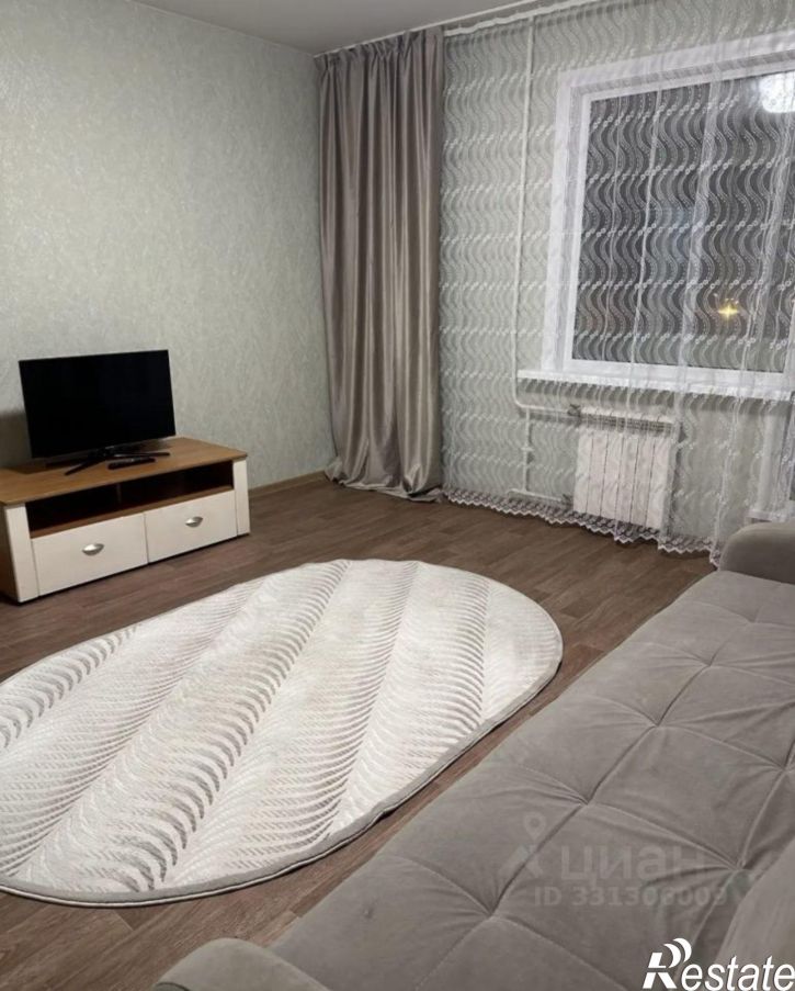 2-комн квартира микрорайон Университетский, 67