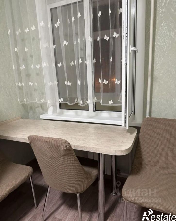 2-комн квартира микрорайон Университетский, 67
