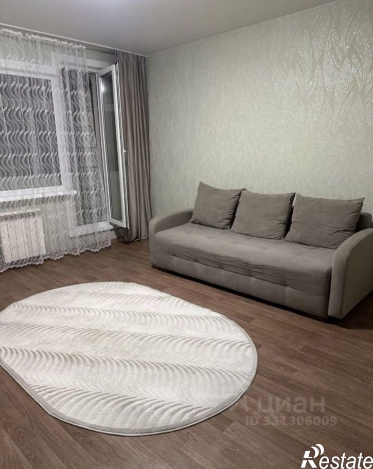 2-комн квартира микрорайон Университетский, 67