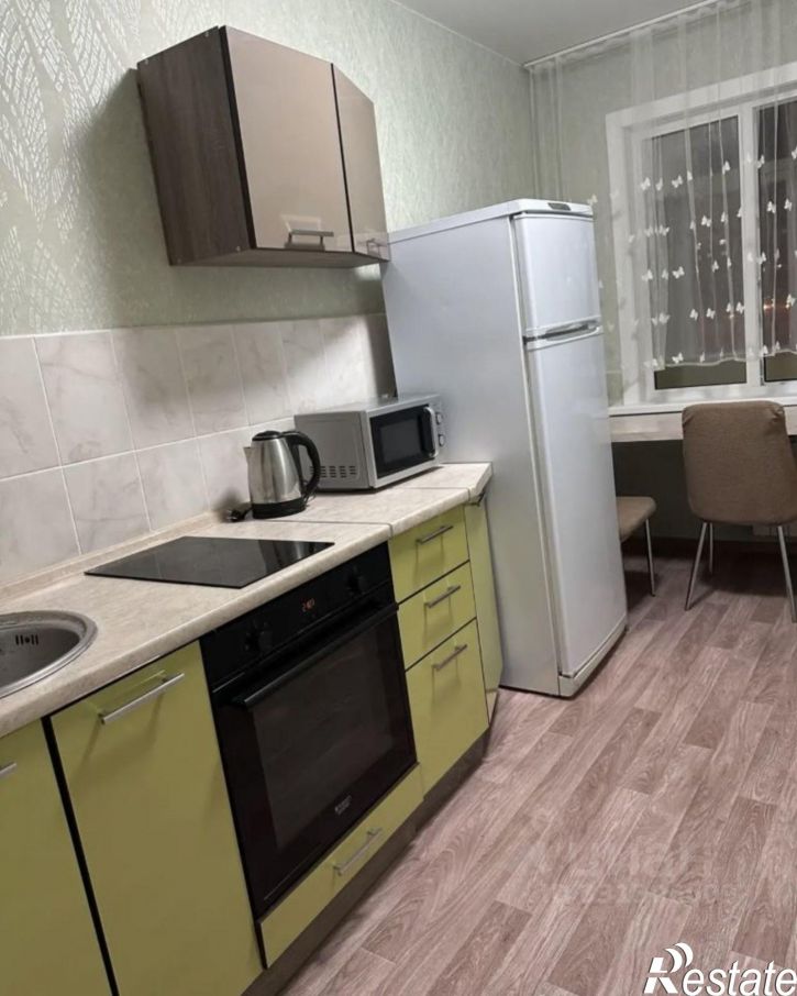 2-комн квартира микрорайон Университетский, 67