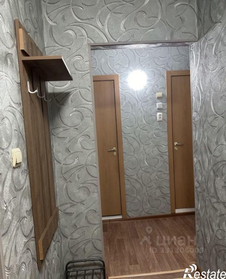 2-комн квартира микрорайон Университетский, 67