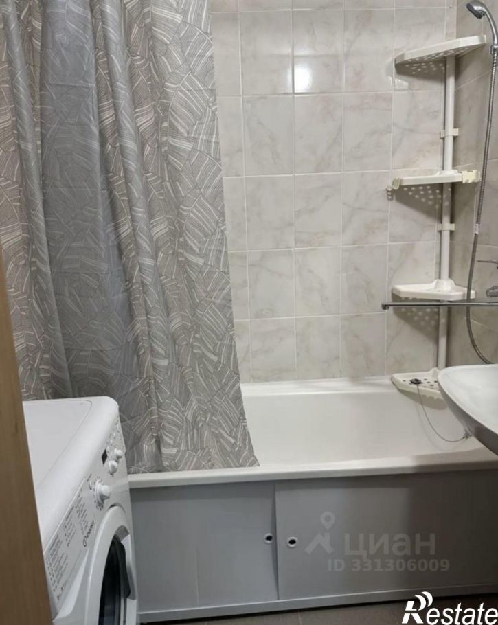 2-комн квартира микрорайон Университетский, 67