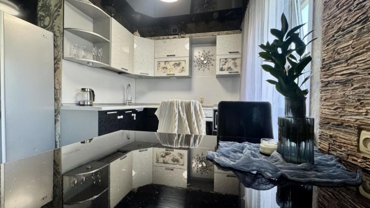 2-комн квартира Сибирских Партизан, 11а