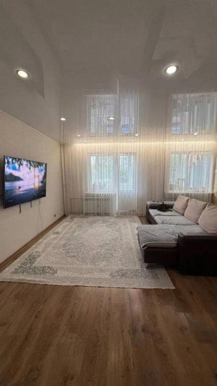 3-комн квартира Байкальская, 309