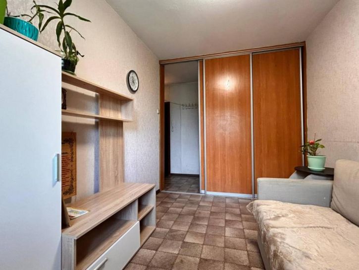 2-комн квартира Розы Люксембург, 215а