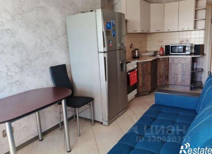 2-комн квартира улица Розы Люксембург, 118,  д. 118