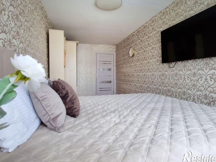 2-комн квартира ул Байкальская, 280,  д. 280