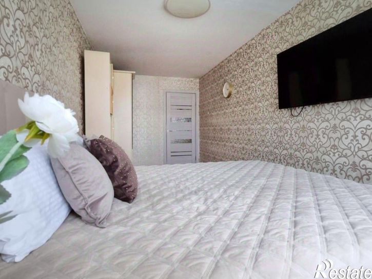 2-комн квартира ул Байкальская, 280,  д. 280