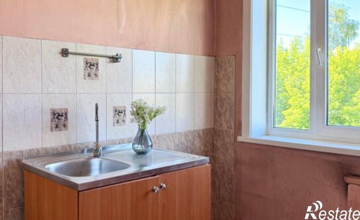 3-комн квартира микрорайон Первомайский, 7