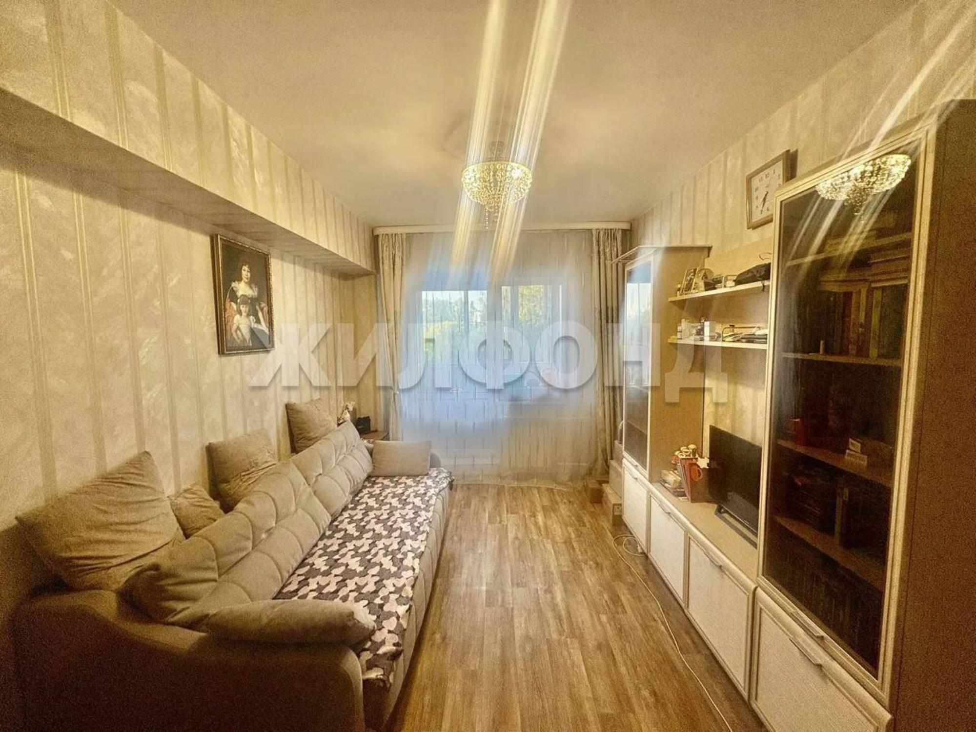 Купить квартиру за 9 300 000 рублей на Можайского улица, д.3/2