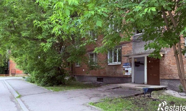 Комната улица Трилиссера, 52,  д. 52
