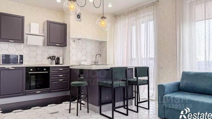 4-комн квартира пр-д Атласова, 22,  д. 22