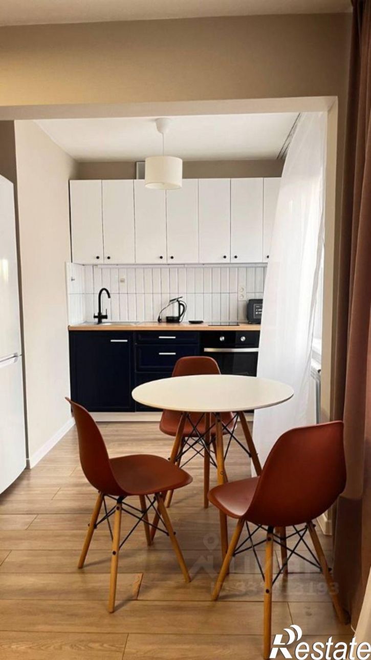 3-комн квартира ул Иосифа Уткина, 17,  д. 17