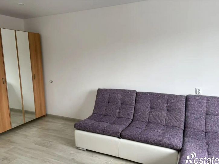 3-комн квартира улица Освобождения, 128,  д. 128