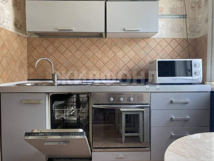 2-комн квартира Маршала Конева улица, д.64